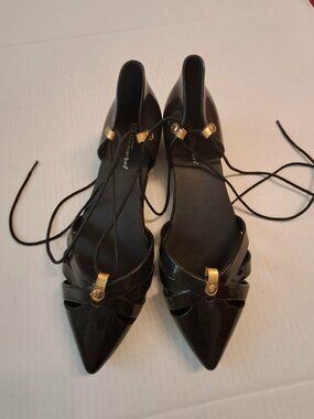 Guimarães Black Jelly Shoes Cut-Out Toe Gold Hardware Women’s Size 9